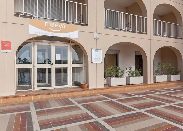 מלון Maeva Parc *